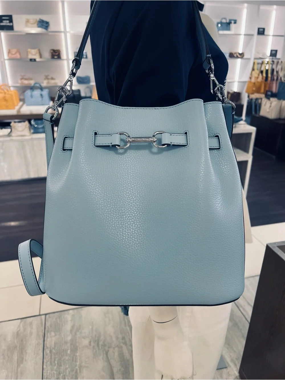 Michael Kors Carson Md Pebbled Leather Convertible Bucket Crossbody Shoulder NWT
